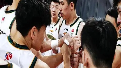 亚冬会：新春祝福伴随，阿拉木图至哈尔滨征程启新华网